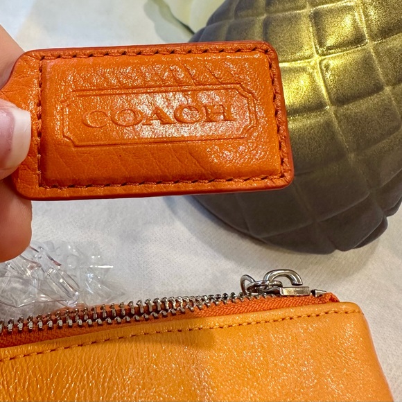 HELLA RARE COLOR Coach Leather Poppy, Metallic Shimmer NWOT - Picture 8 of 15